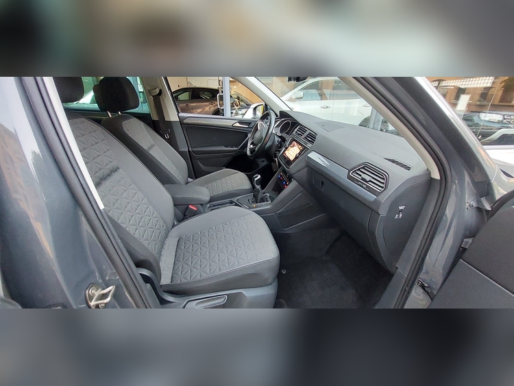 Volkswagen Tiguan 2.0 122cv foto 8